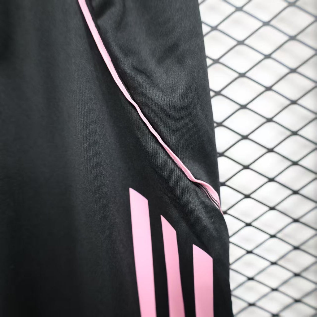 2025-26 Juventus Home Shorts Player Edition Jersey - Men
